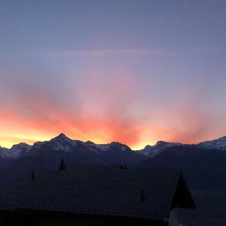 דירה Charming With Hill View ויסונה