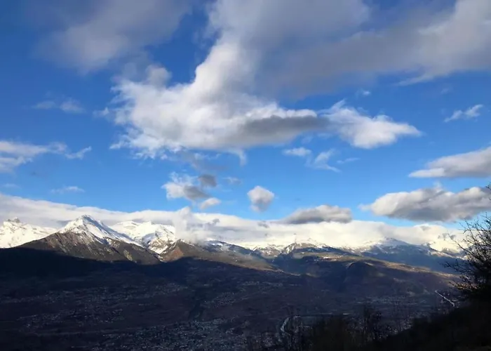 Charming With Hill View Апартаменты Вейзона